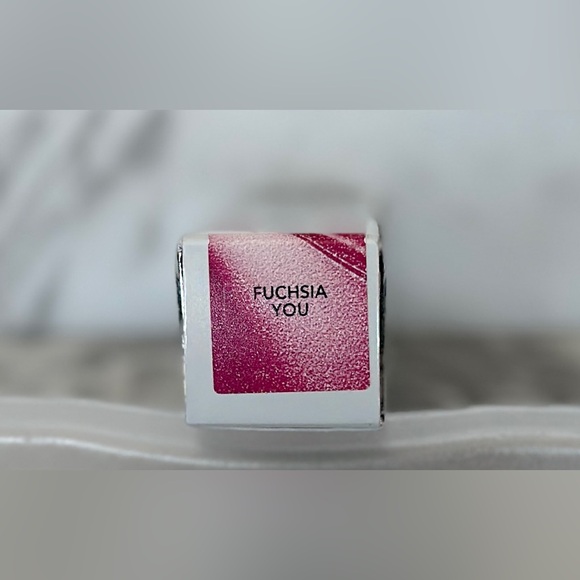 🍓Buxom Fuchsia You Plump Shot Lip Serum- sheer raspberry, plumping, smoothing - Picture 15 of 16